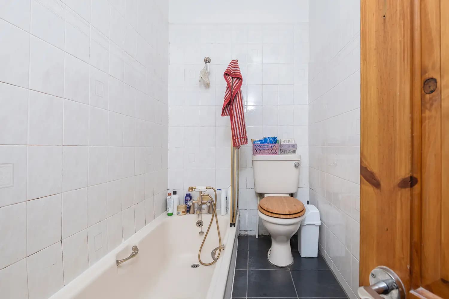 property photo 8 of 14