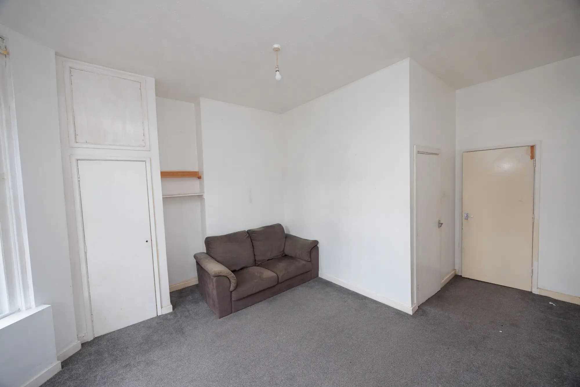 property photo 5 of 50