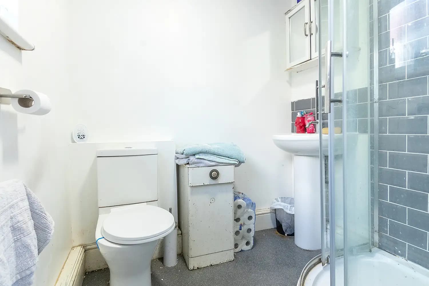 property photo 14 of 31