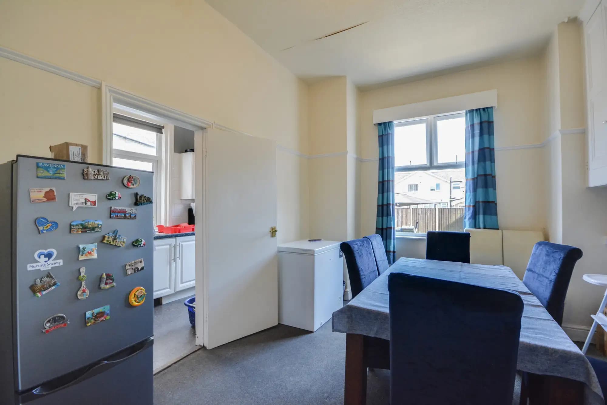 property photo 5 of 15