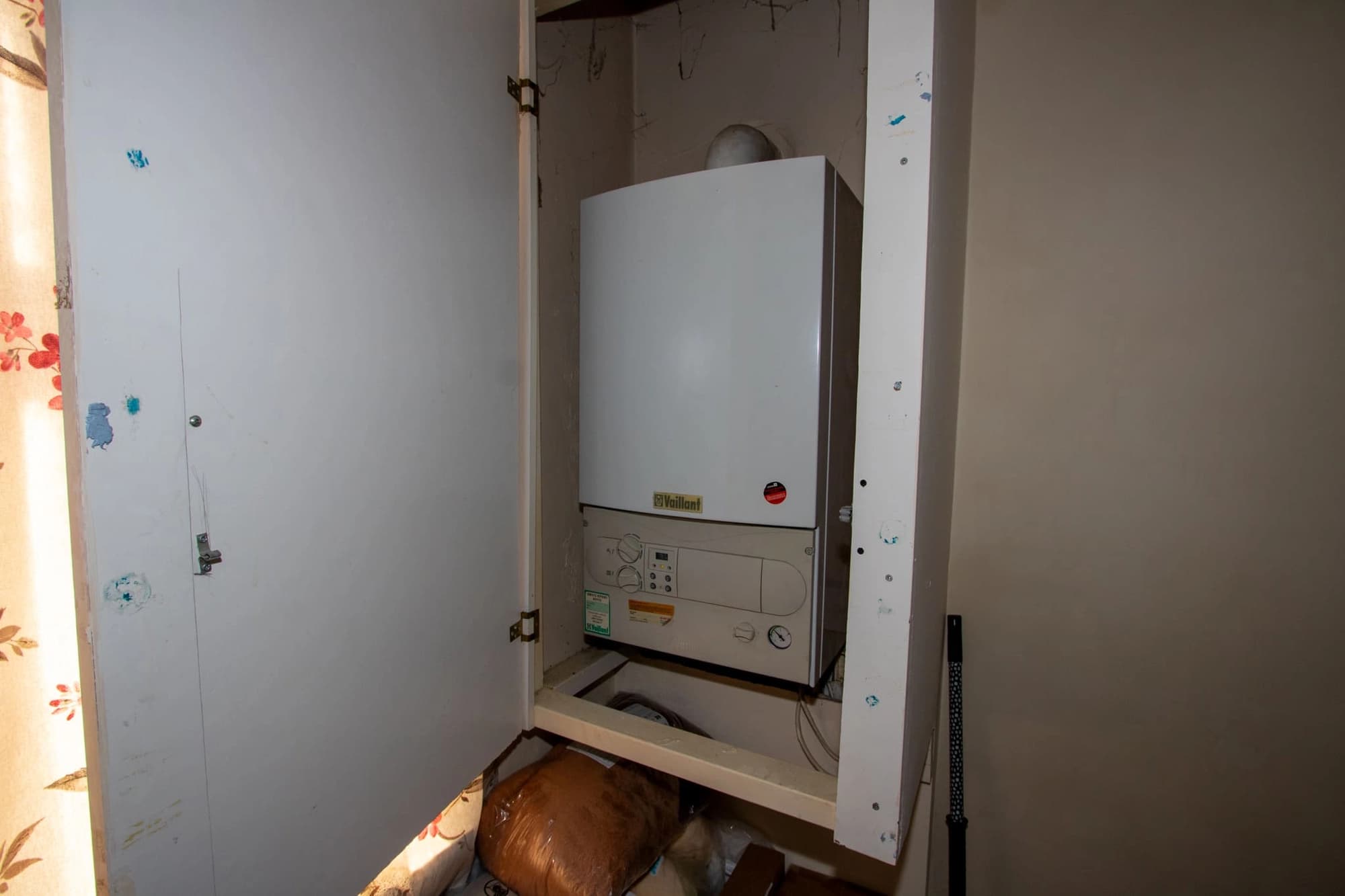 property photo 15 of 18