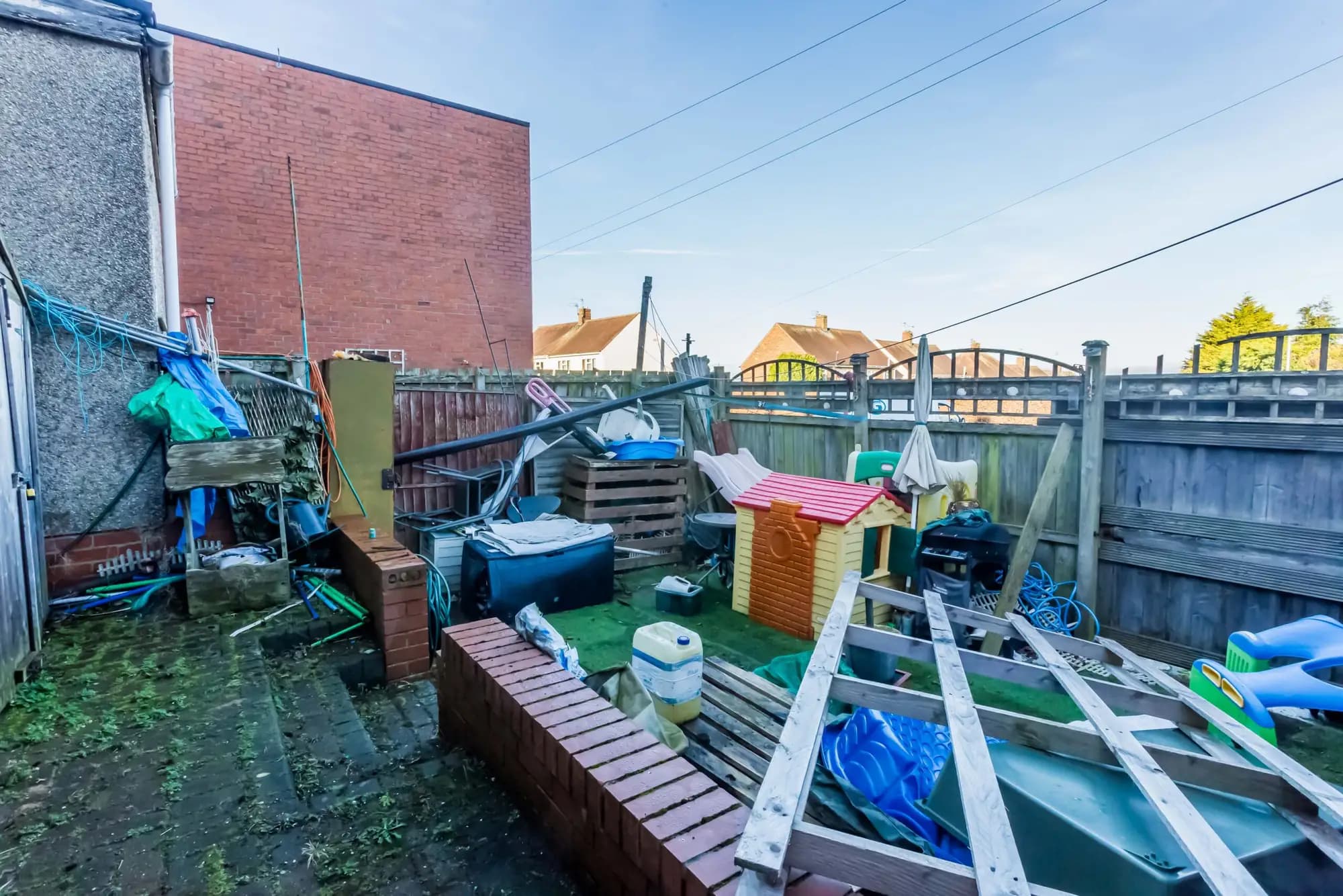 property photo 15 of 16