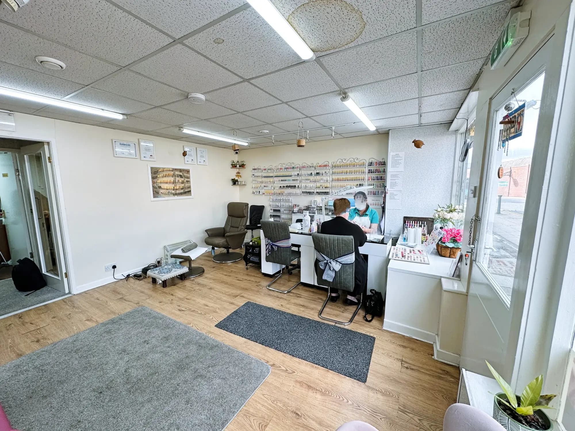 property photo 6 of 42