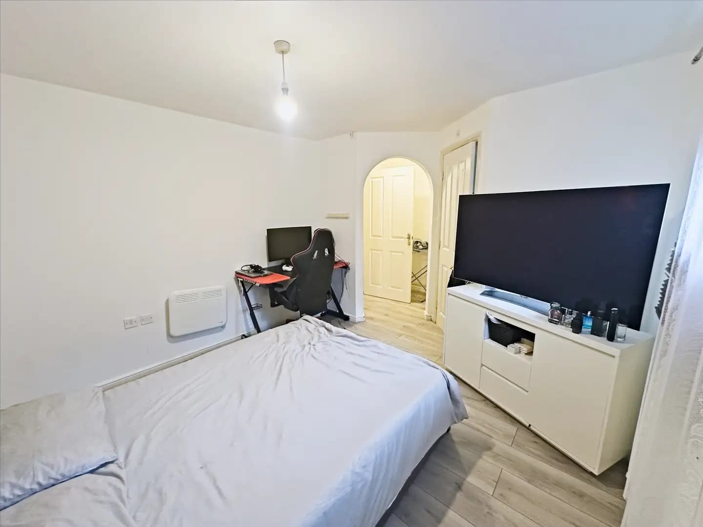 property photo 12 of 16