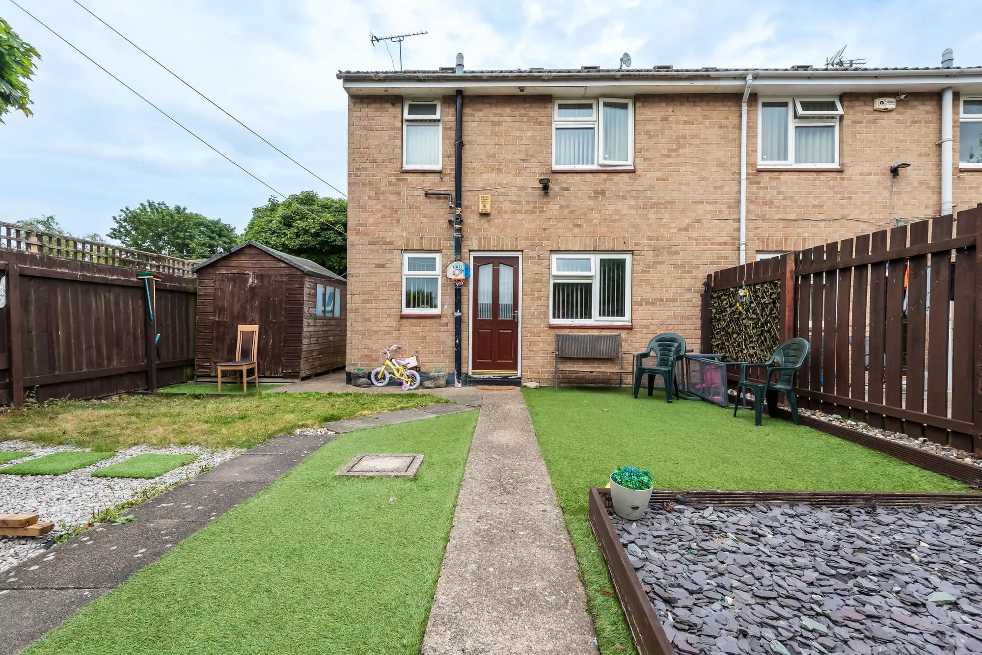 property photo 21 of 24