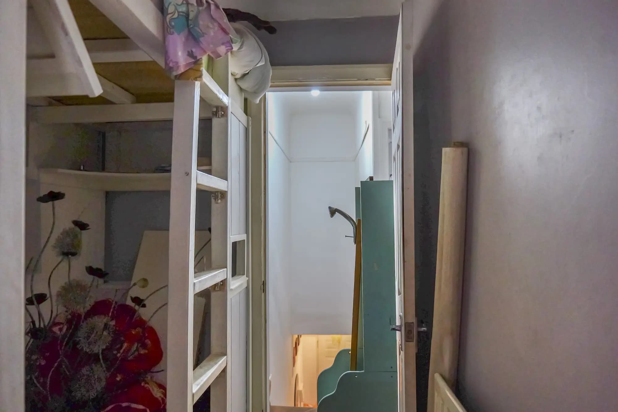 property photo 13 of 23