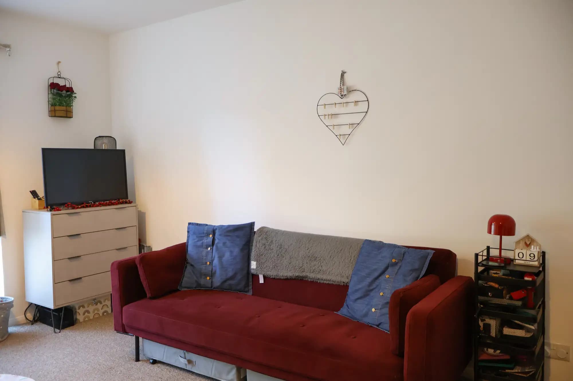 property photo 6 of 17
