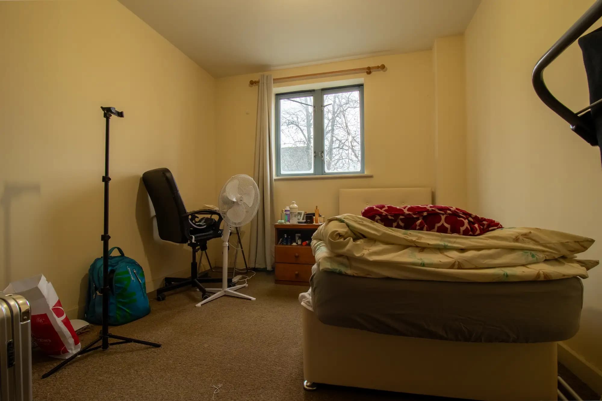 property photo 5 of 12