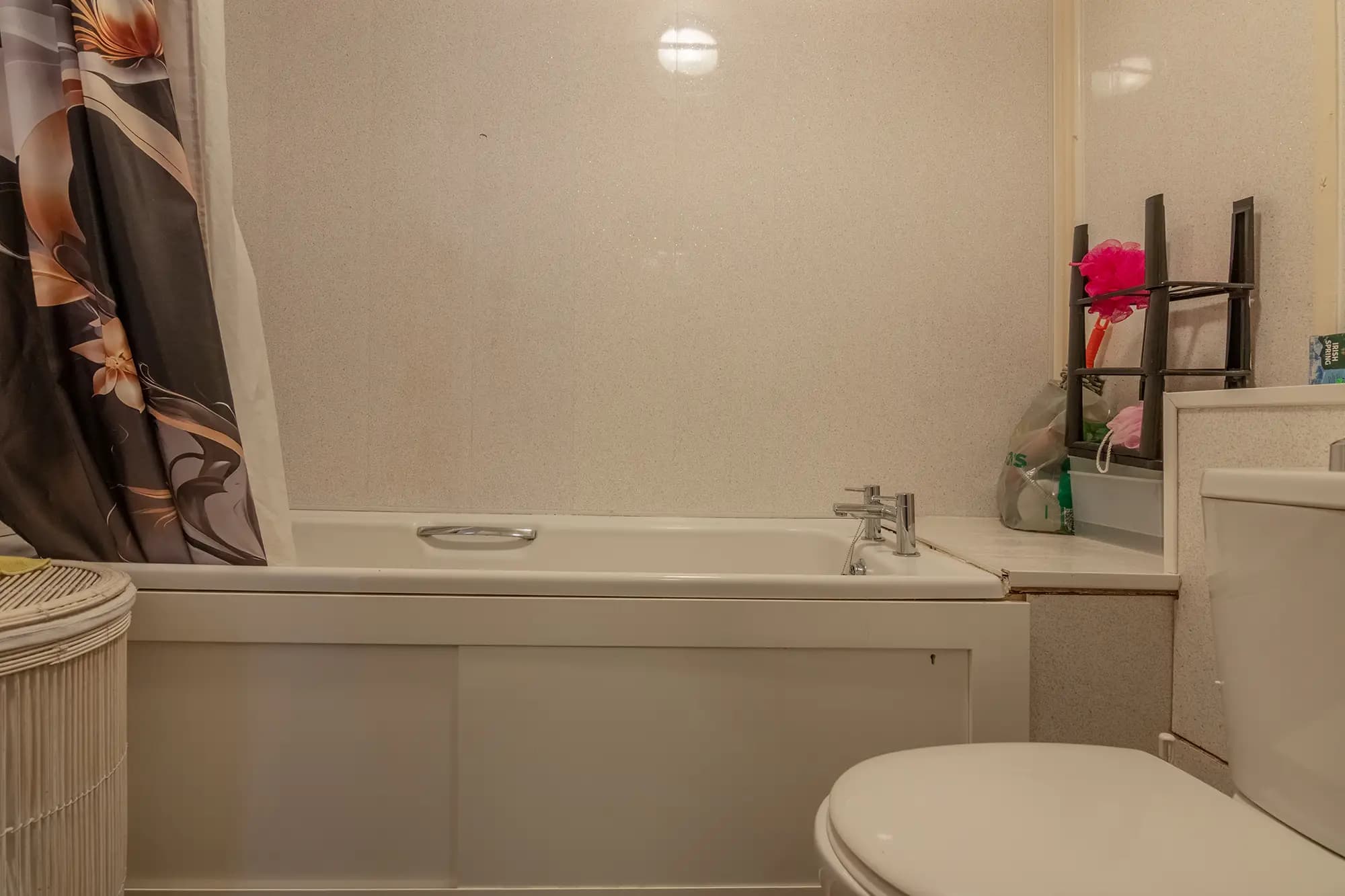 property photo 8 of 22
