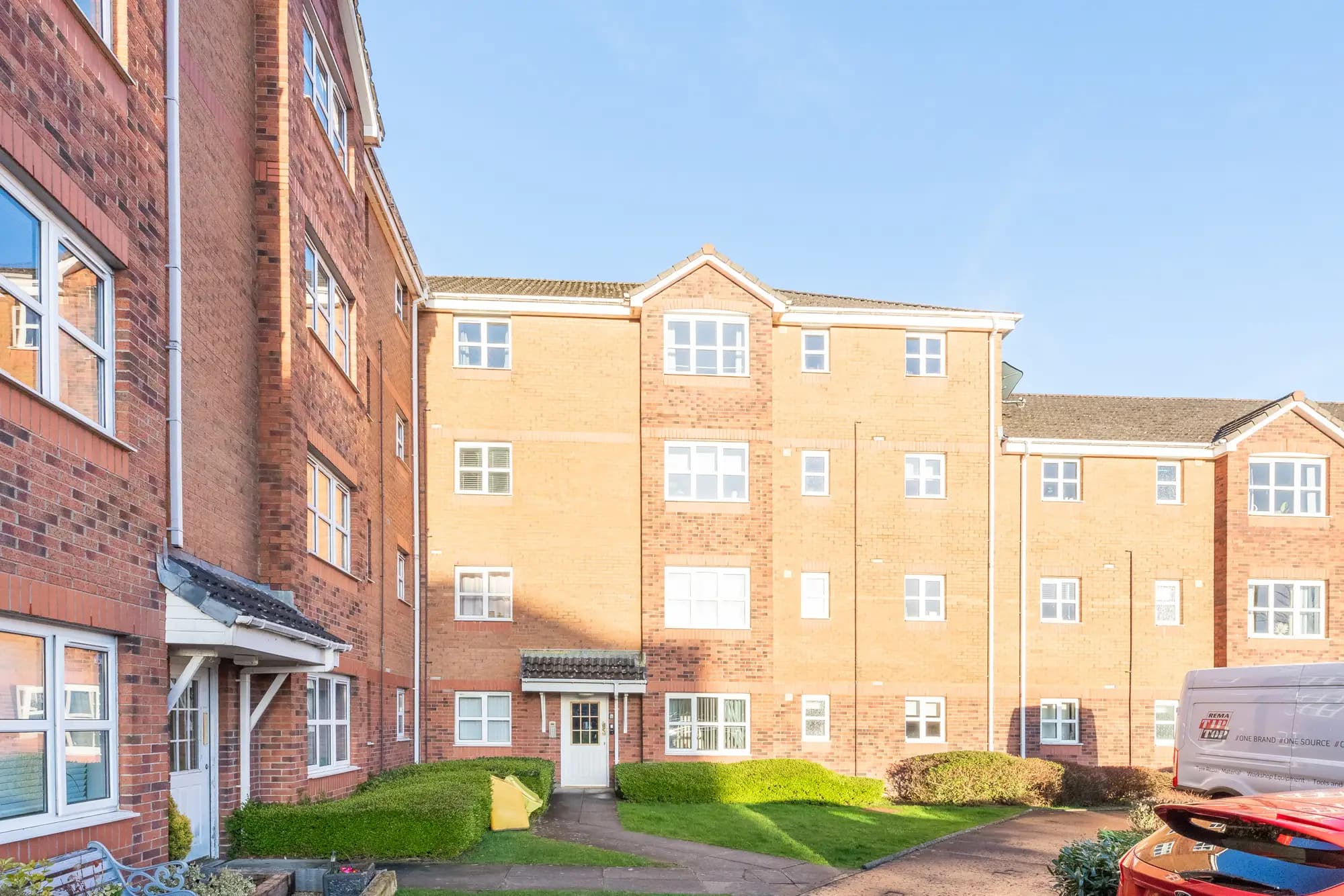 property photo 29 of 32