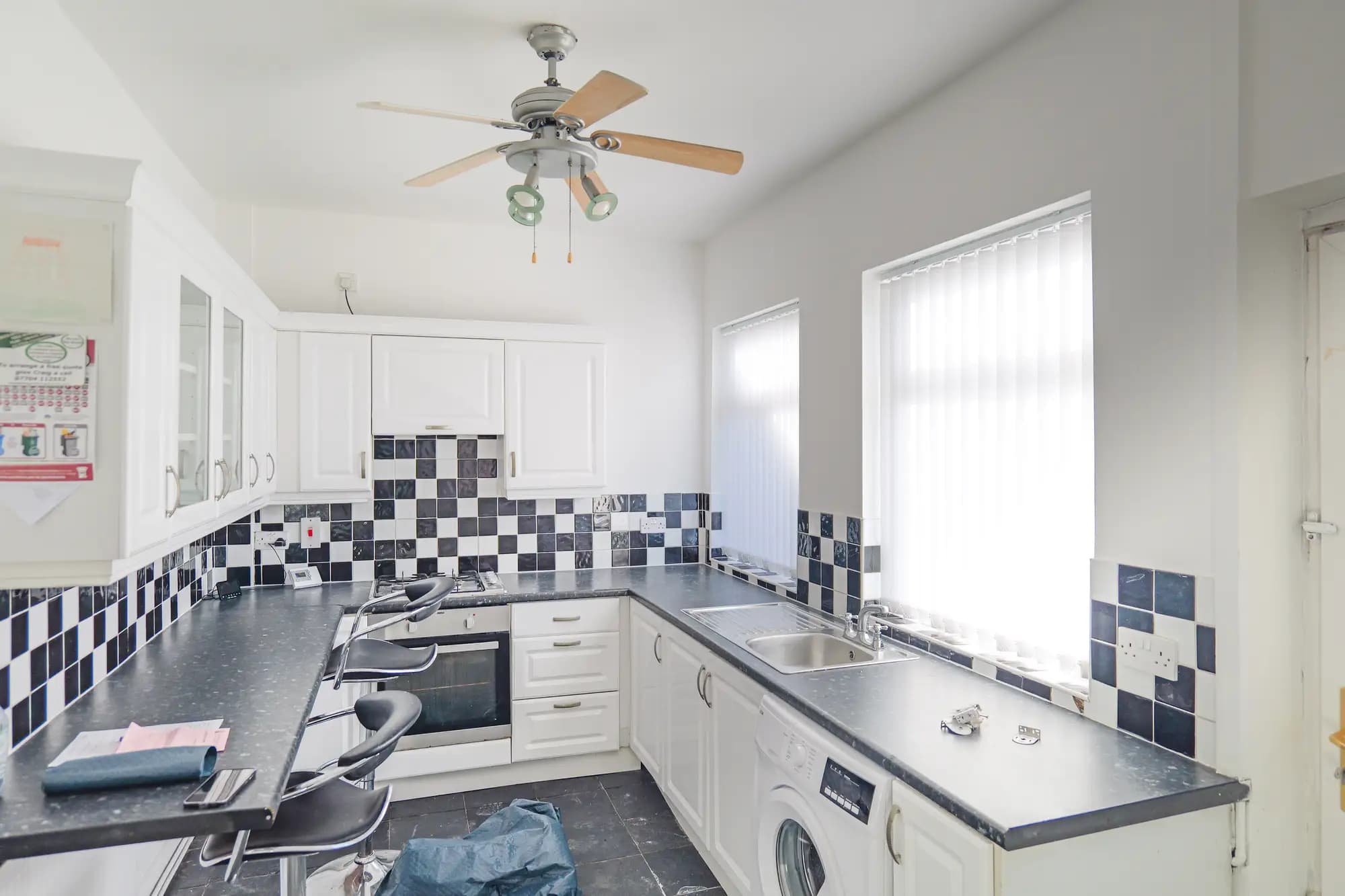 property photo 5 of 23