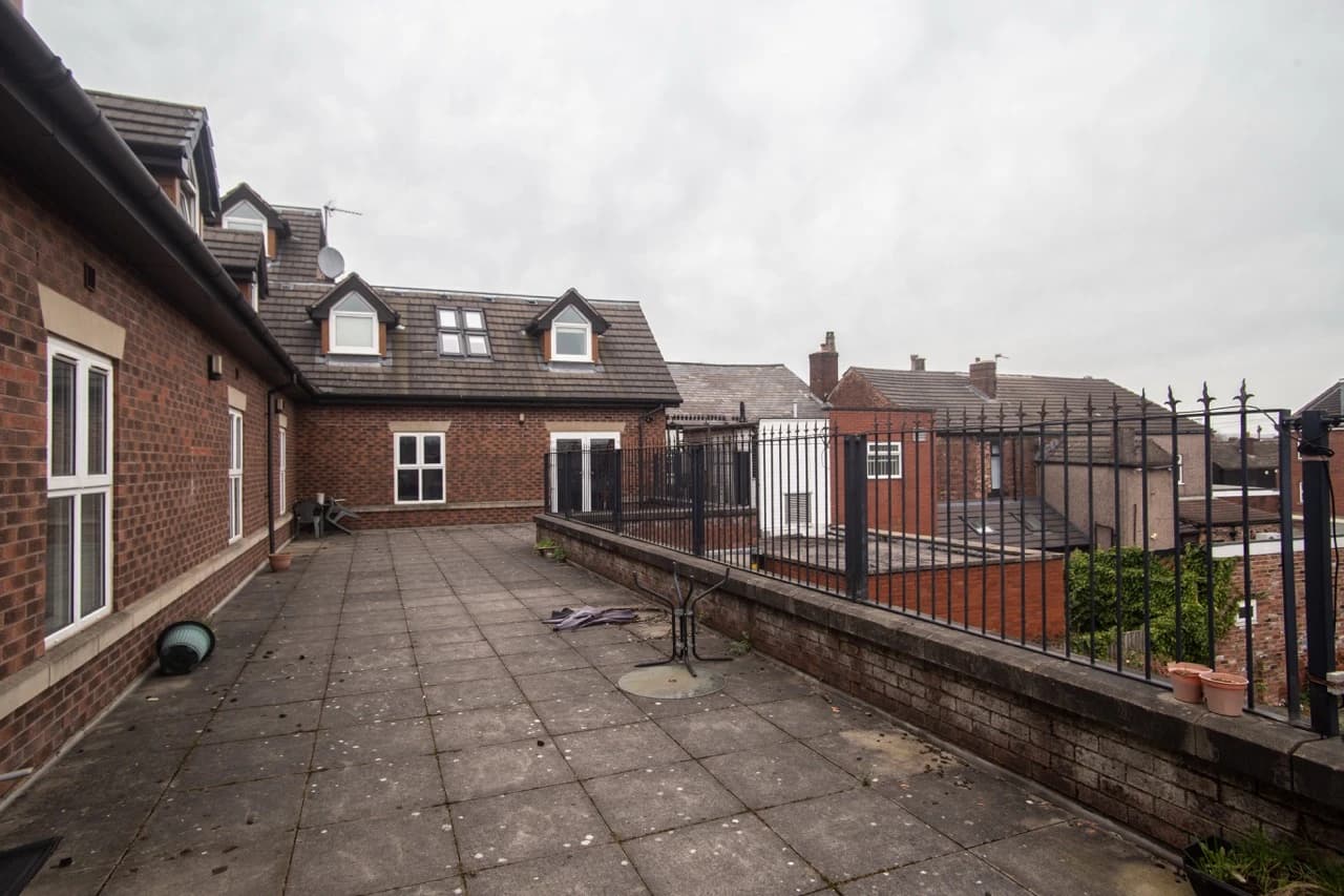 property photo 23 of 24