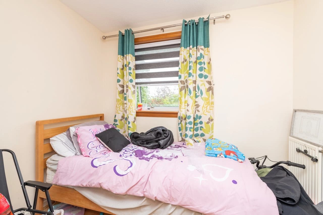 property photo 16 of 23