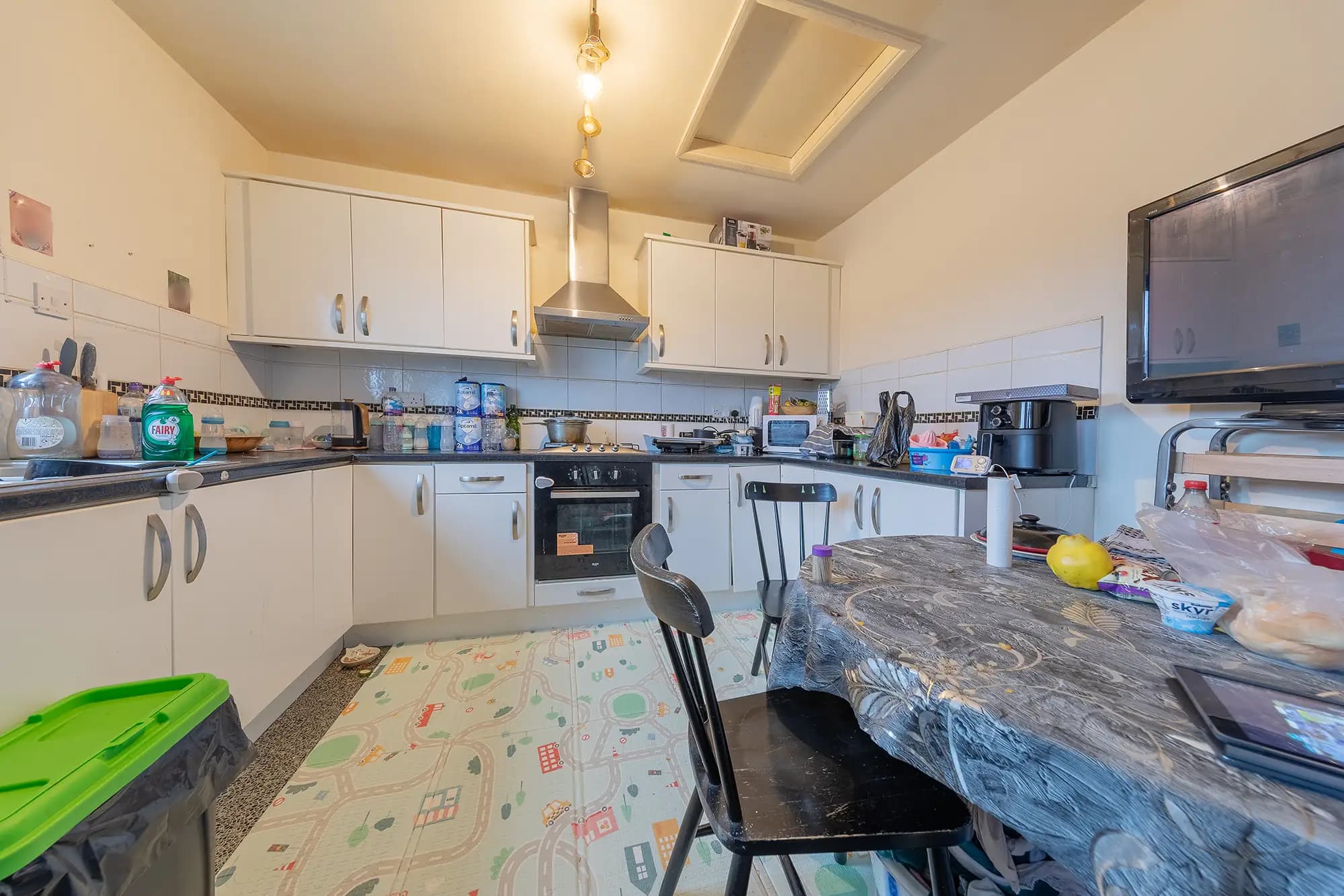 property photo 7 of 20