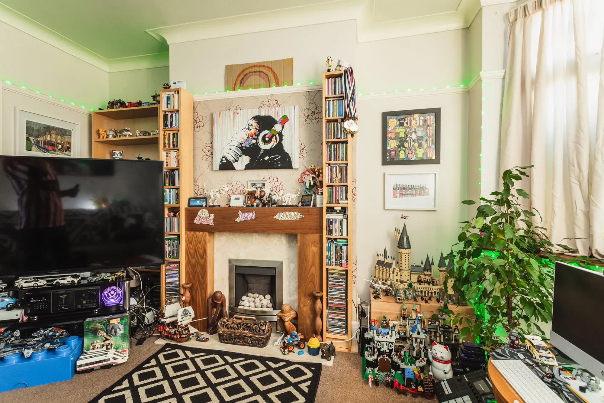property photo 4 of 17