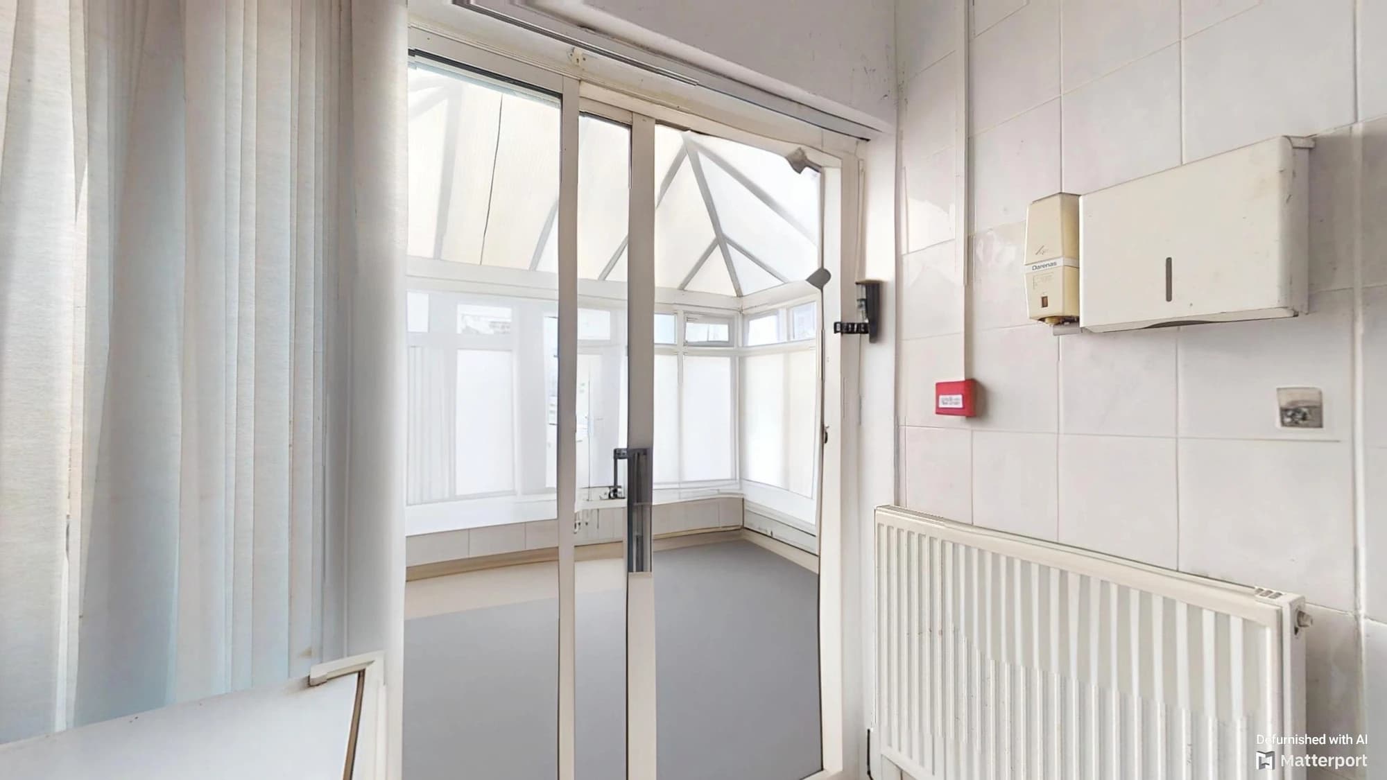 property photo 15 of 18