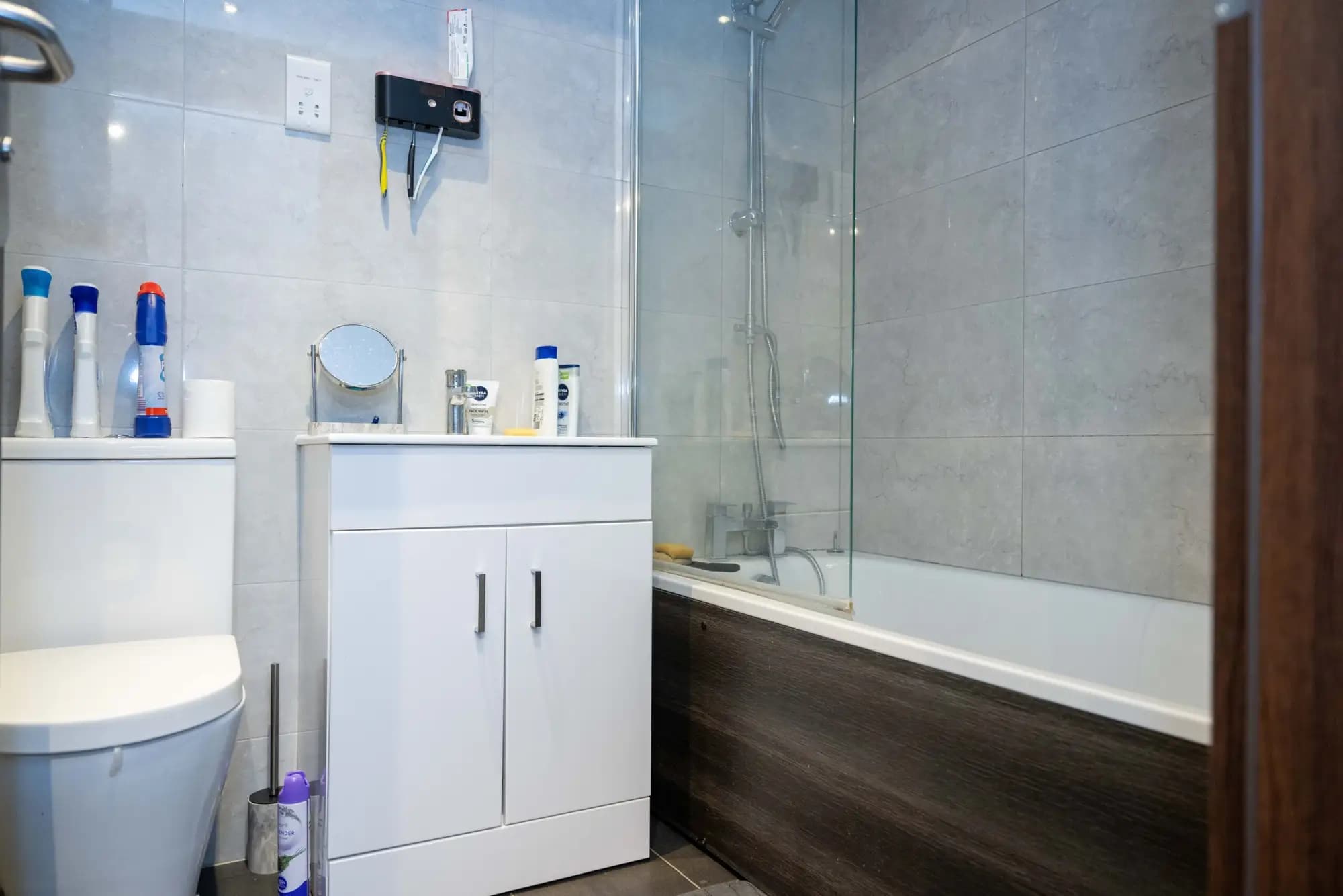 property photo 22 of 38
