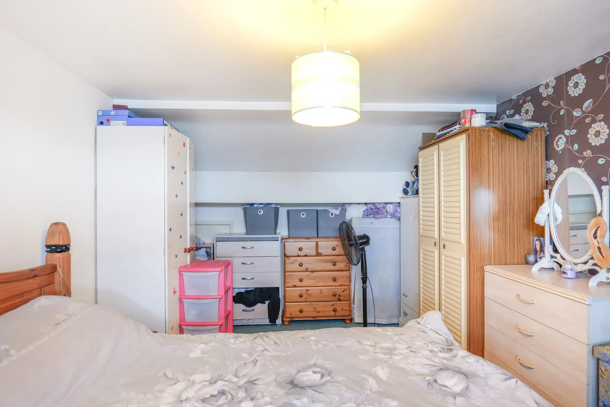 property photo 12 of 31