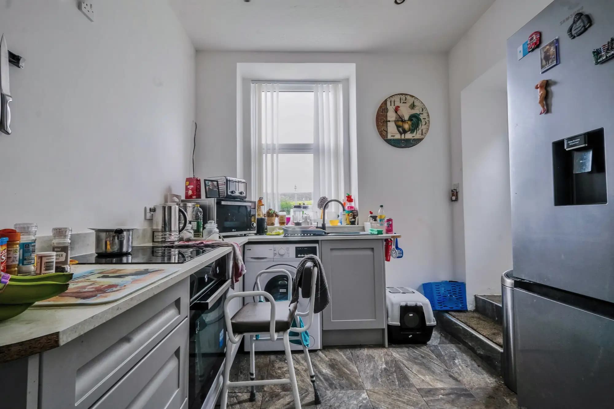 property photo 6 of 20