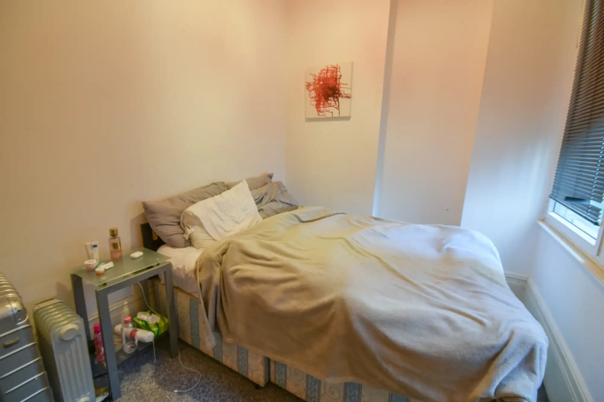 property photo 11 of 19