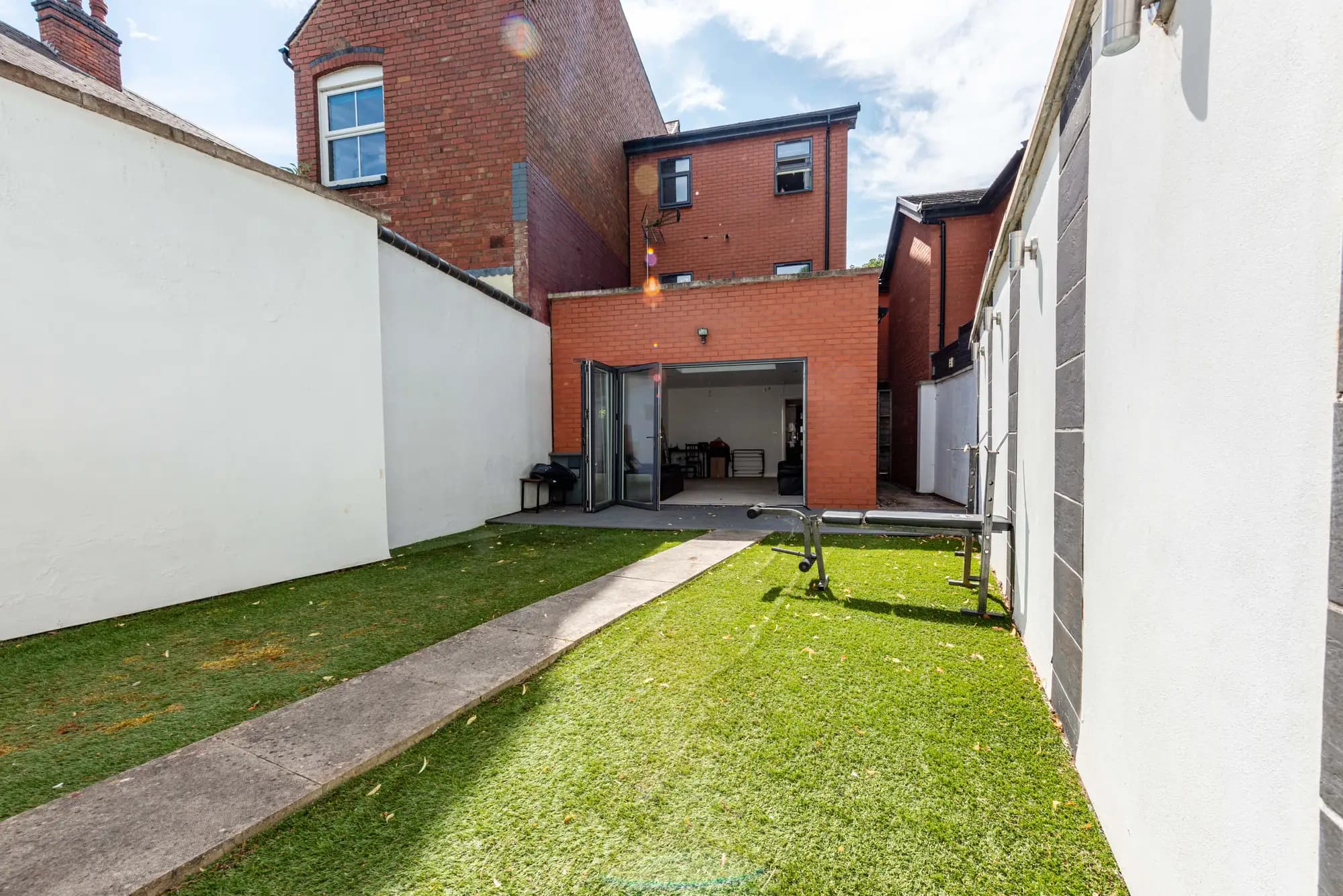 property photo 6 of 19