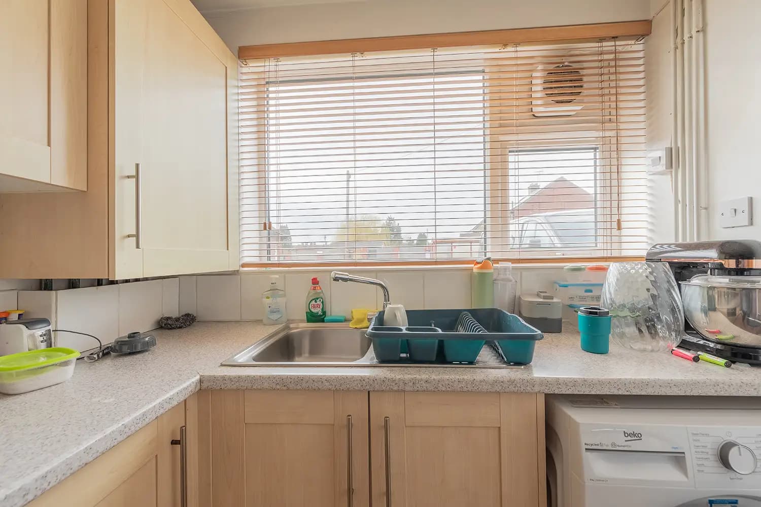 property photo 6 of 20