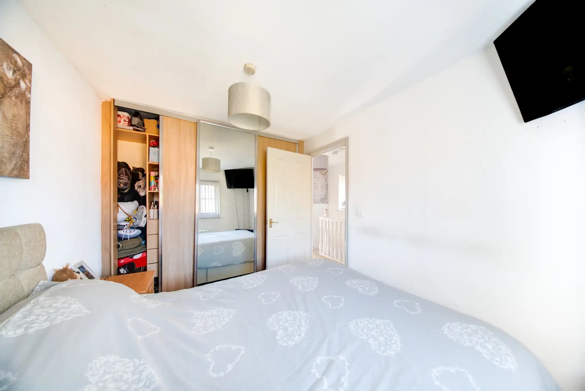 property photo 13 of 17