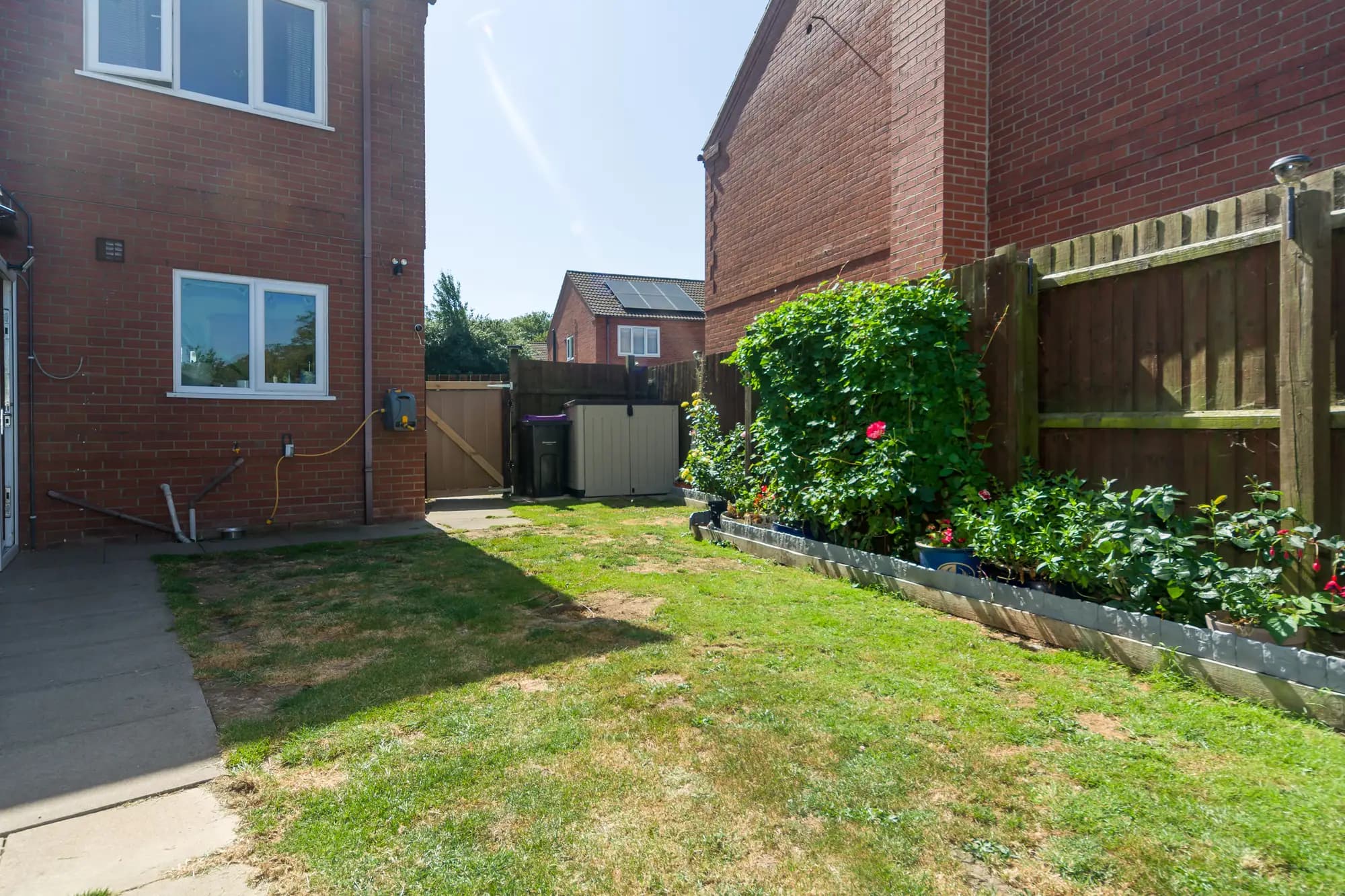 property photo 25 of 28