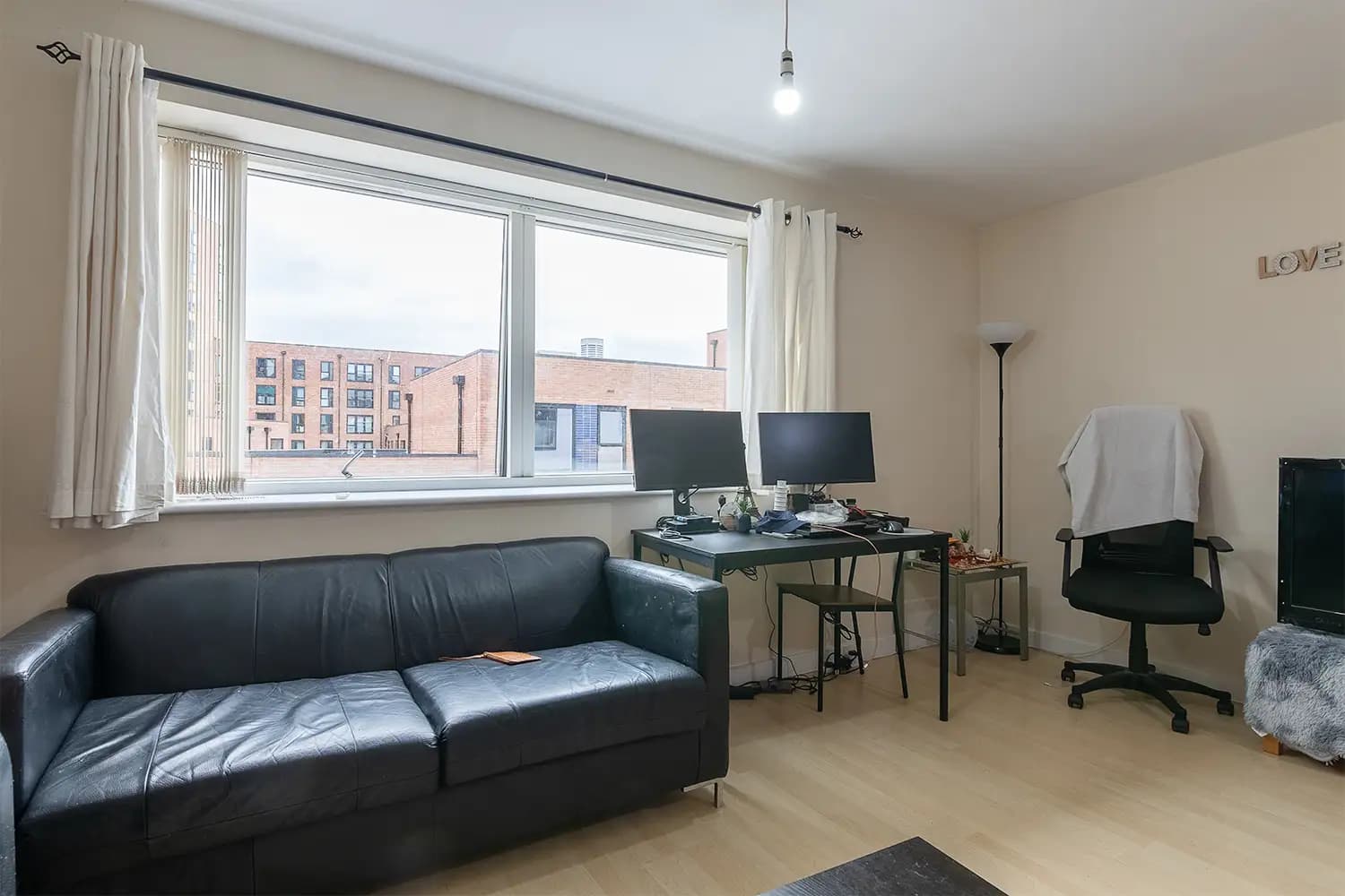 property photo 3 of 19