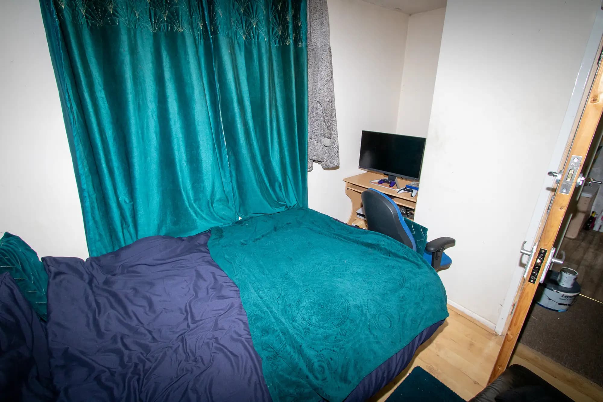 property photo 16 of 24