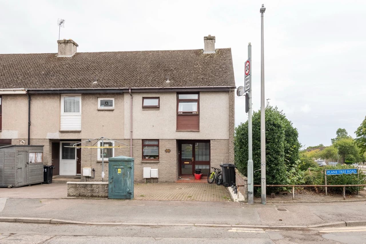 property photo 1 of 23