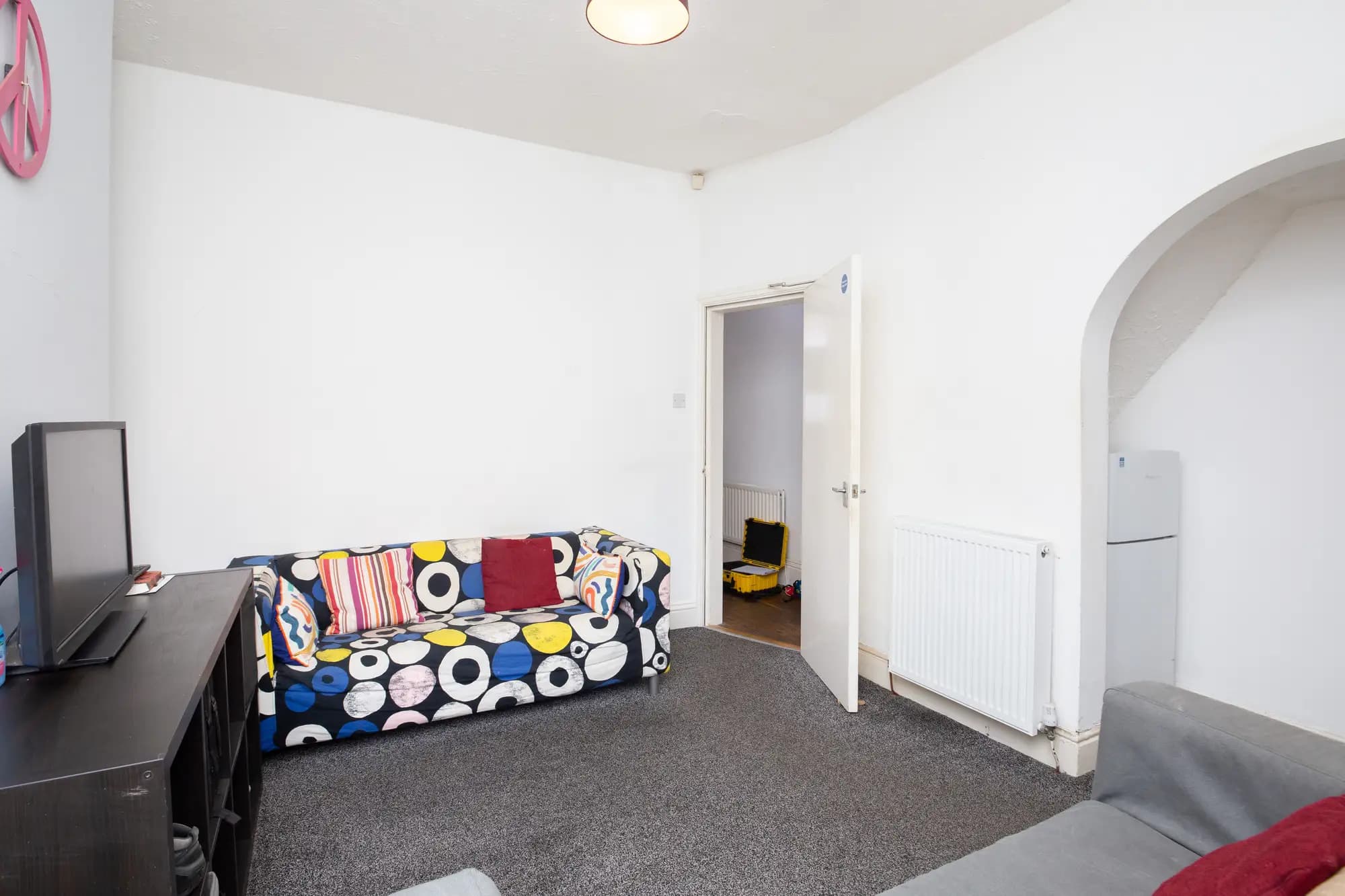 property photo 5 of 21