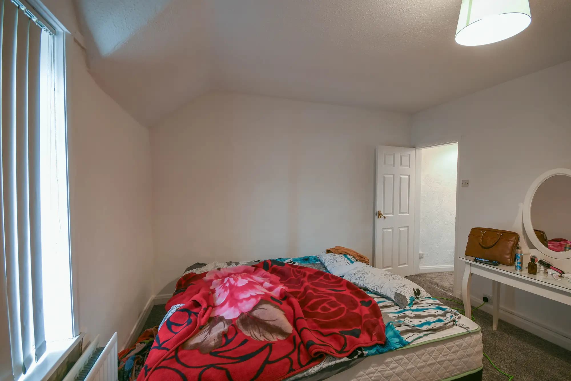 property photo 13 of 20