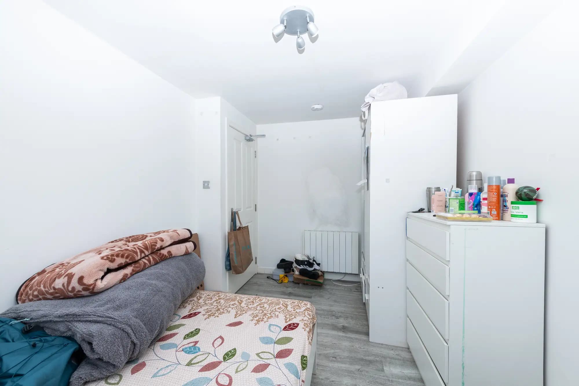property photo 31 of 44