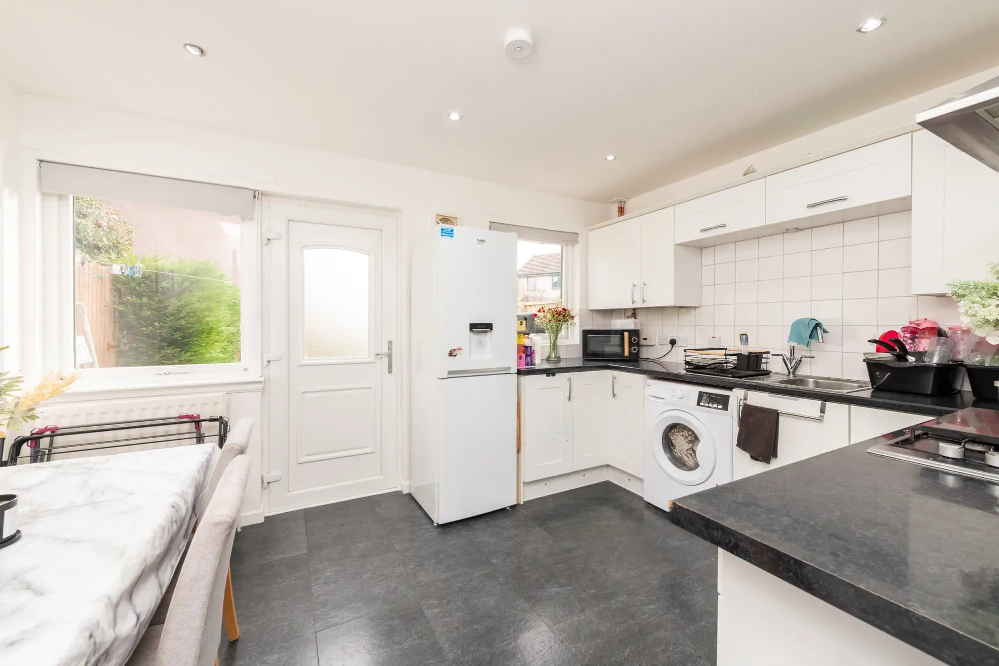 property photo 10 of 33