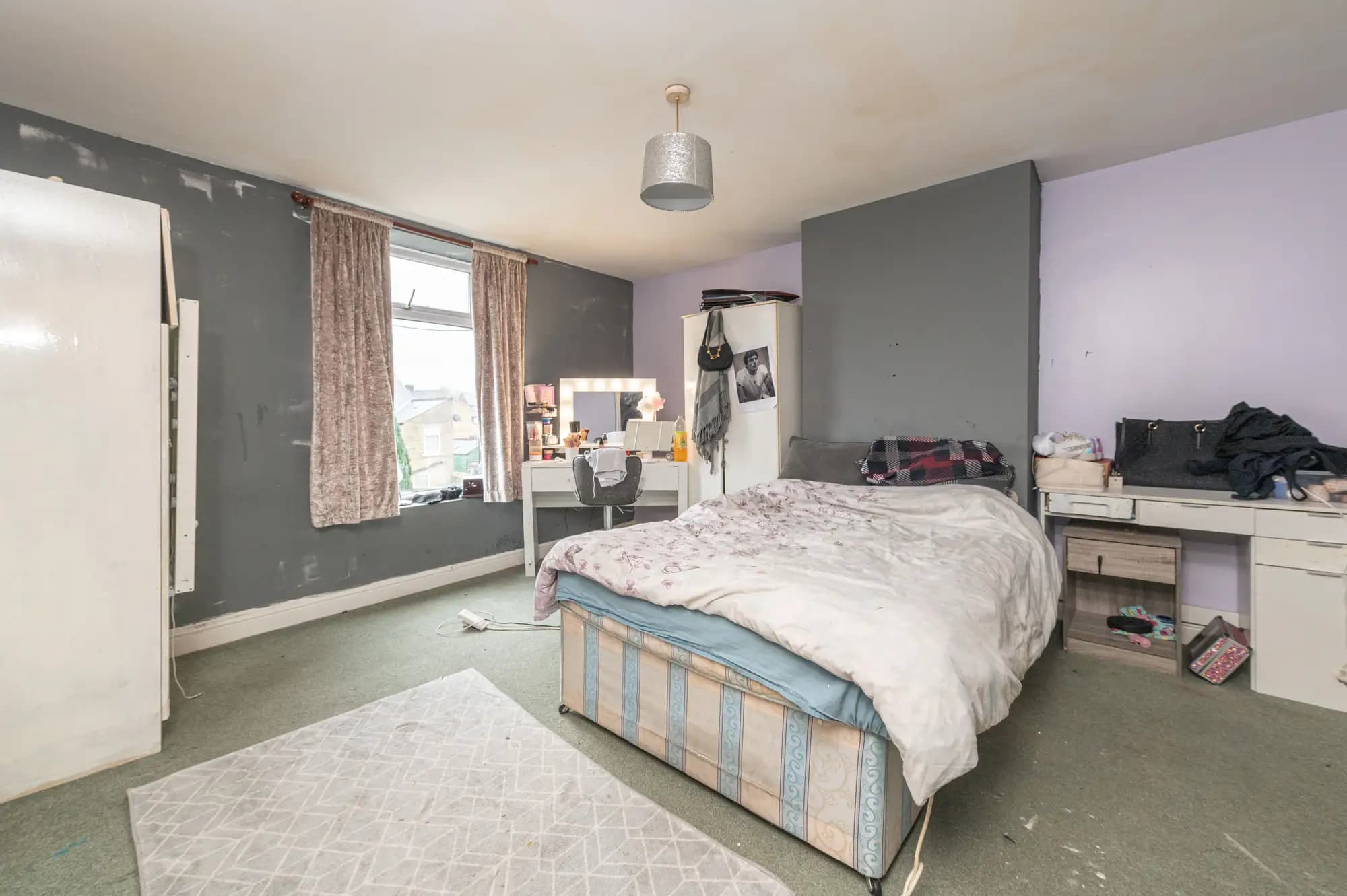 property photo 8 of 20