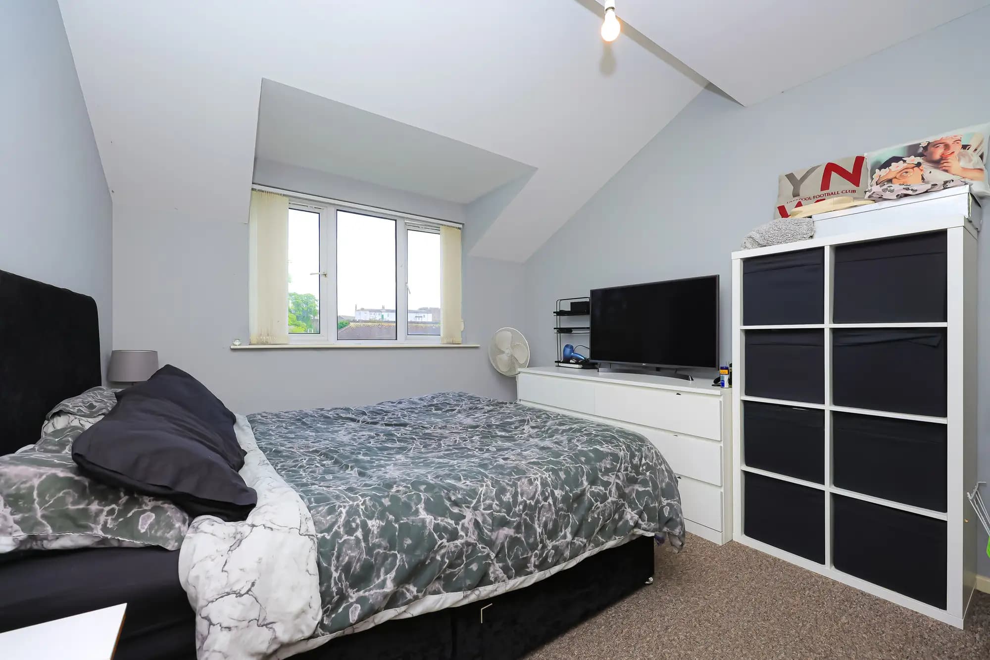 property photo 12 of 25