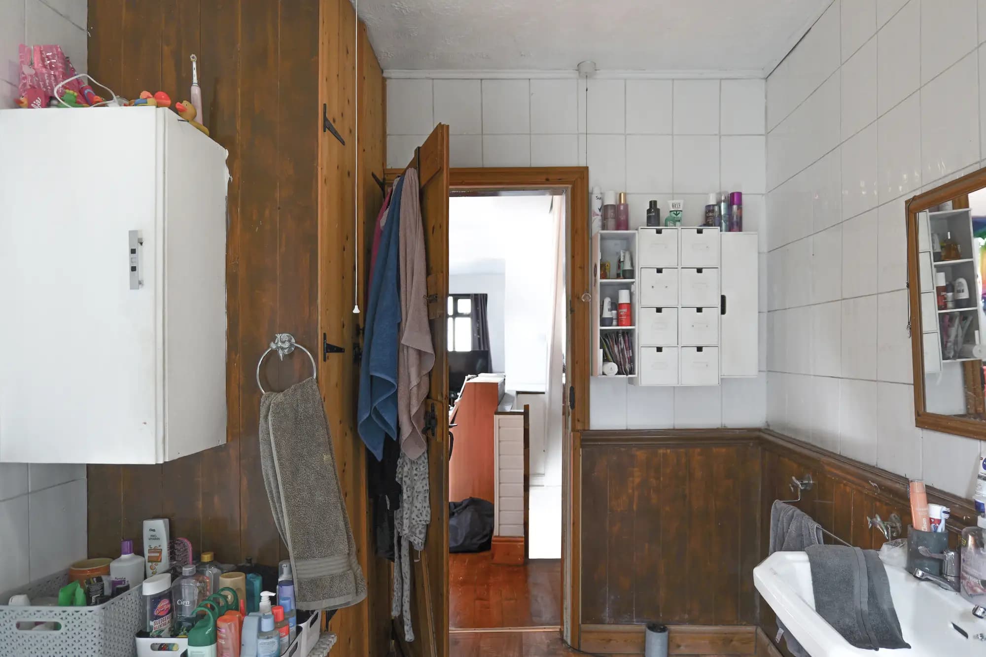 property photo 9 of 26
