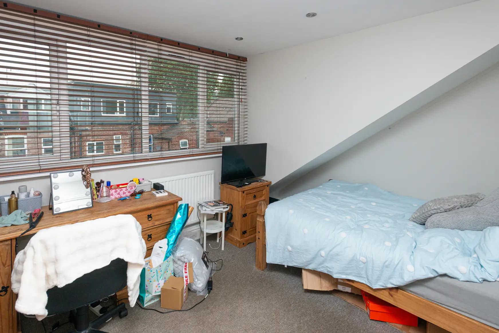 property photo 23 of 29