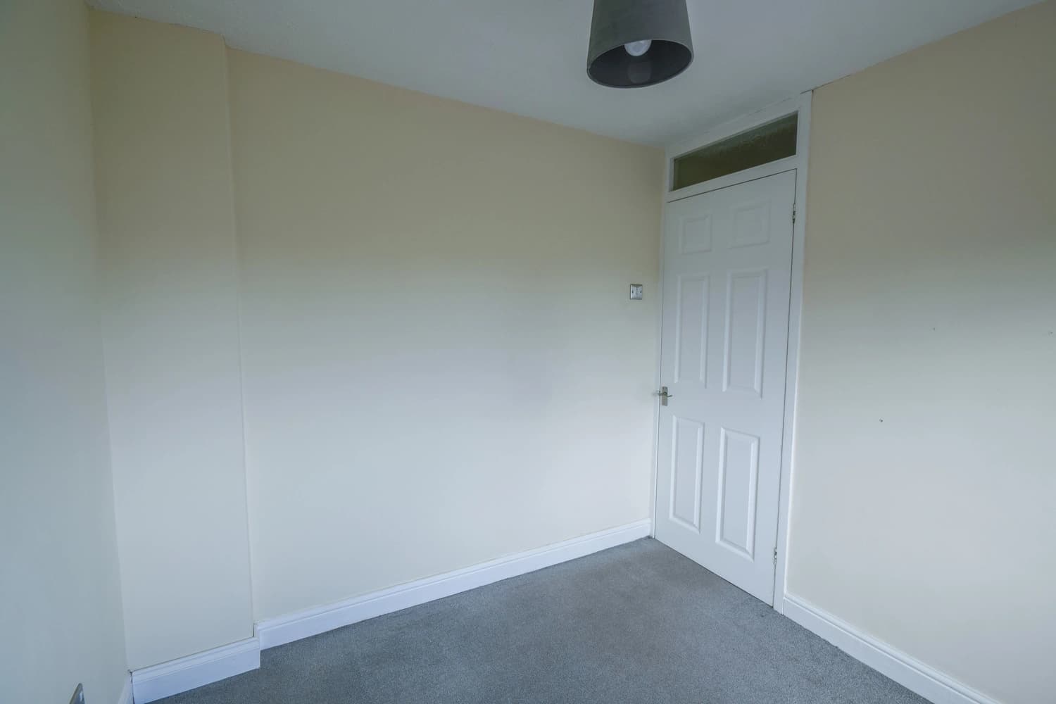 property photo 10 of 16