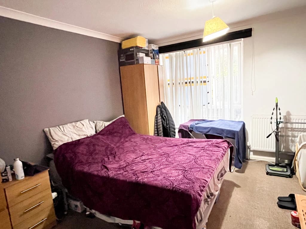 property photo 18 of 20