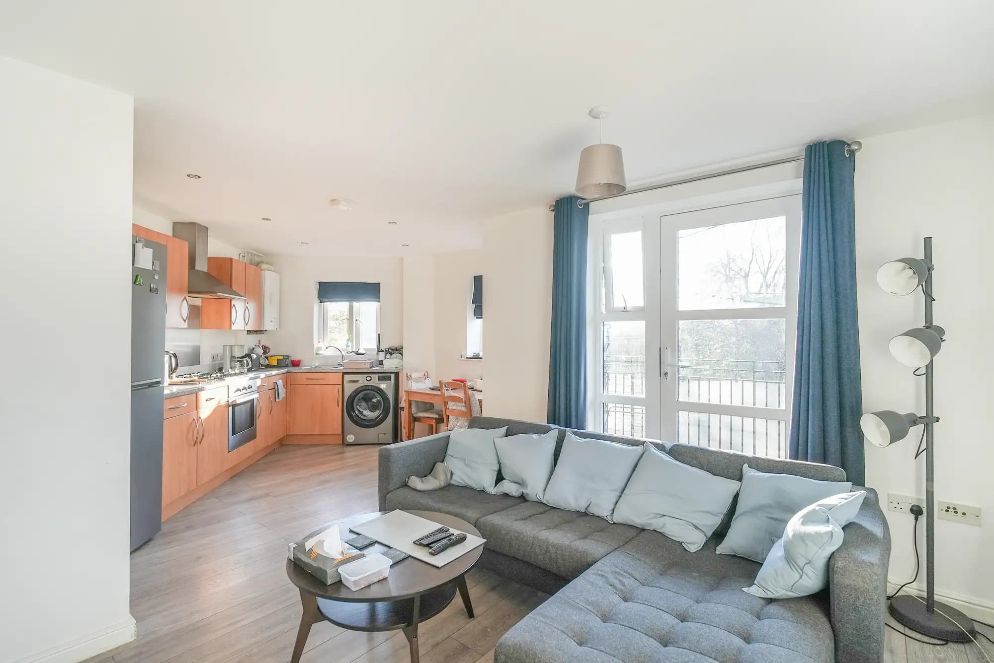 property photo 3 of 20