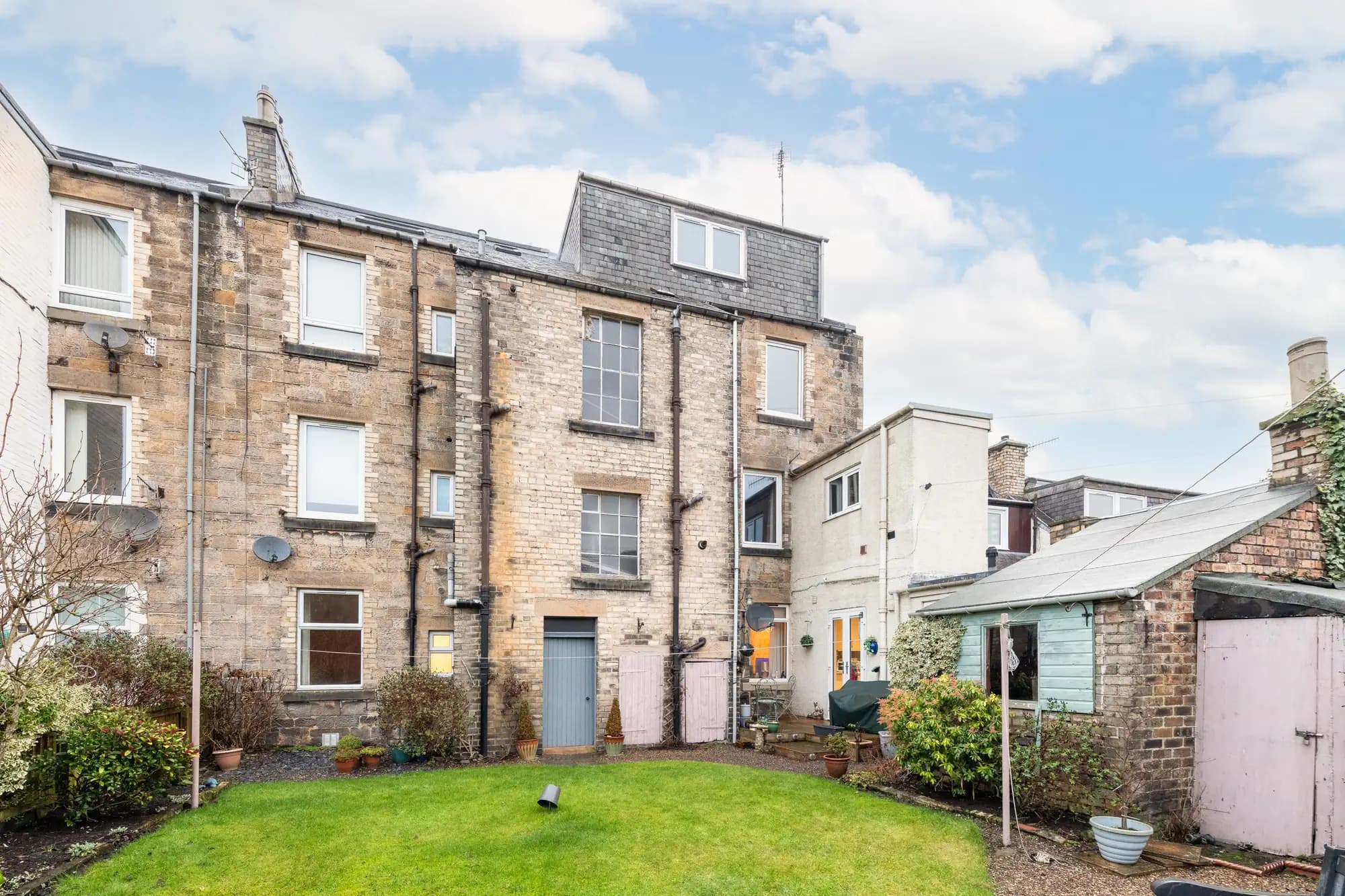 property photo 21 of 23