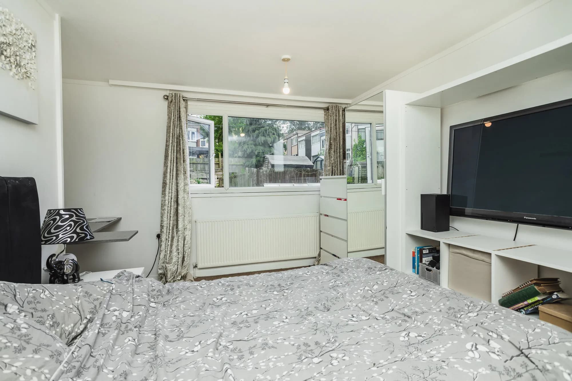 property photo 13 of 30