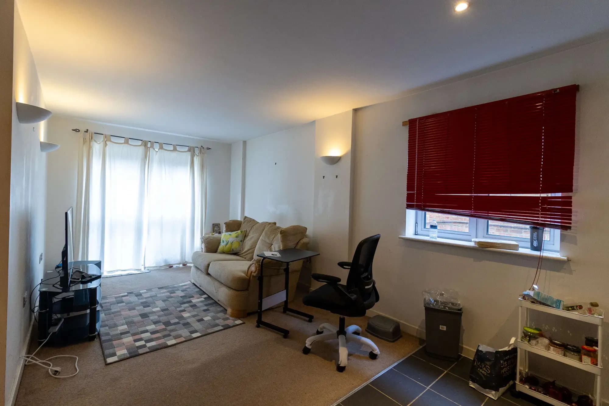 property photo 4 of 14