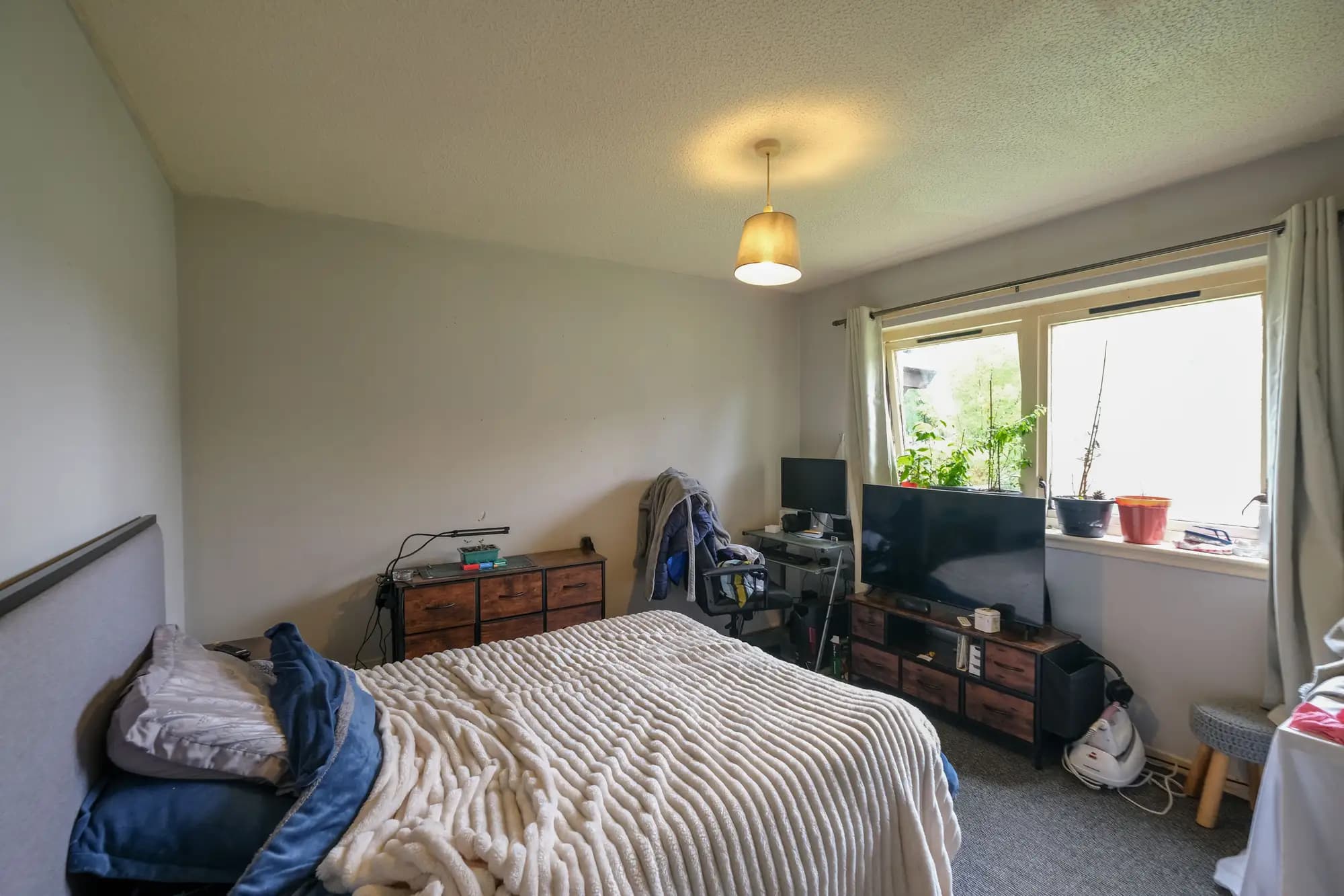 property photo 10 of 18