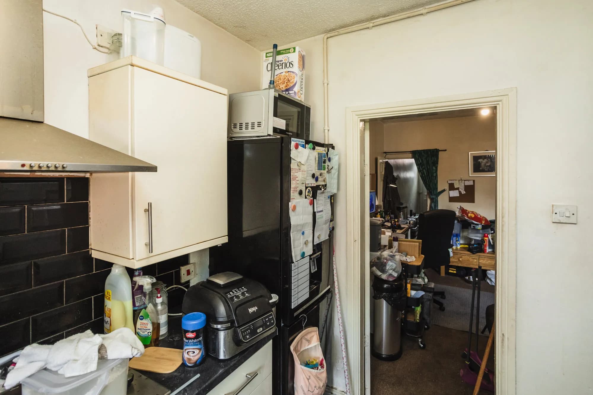 property photo 6 of 20