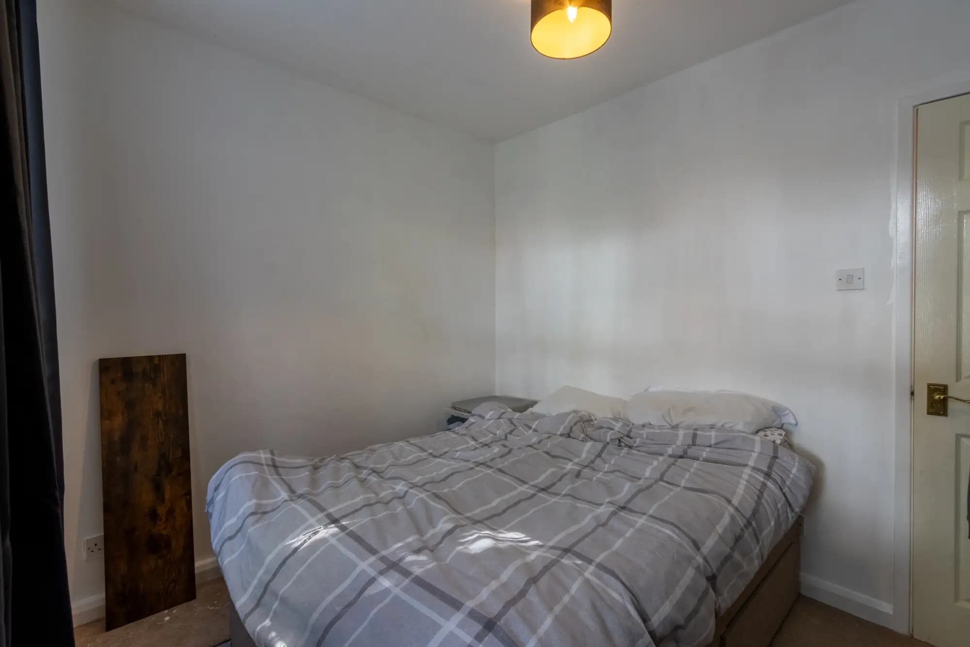 property photo 9 of 17
