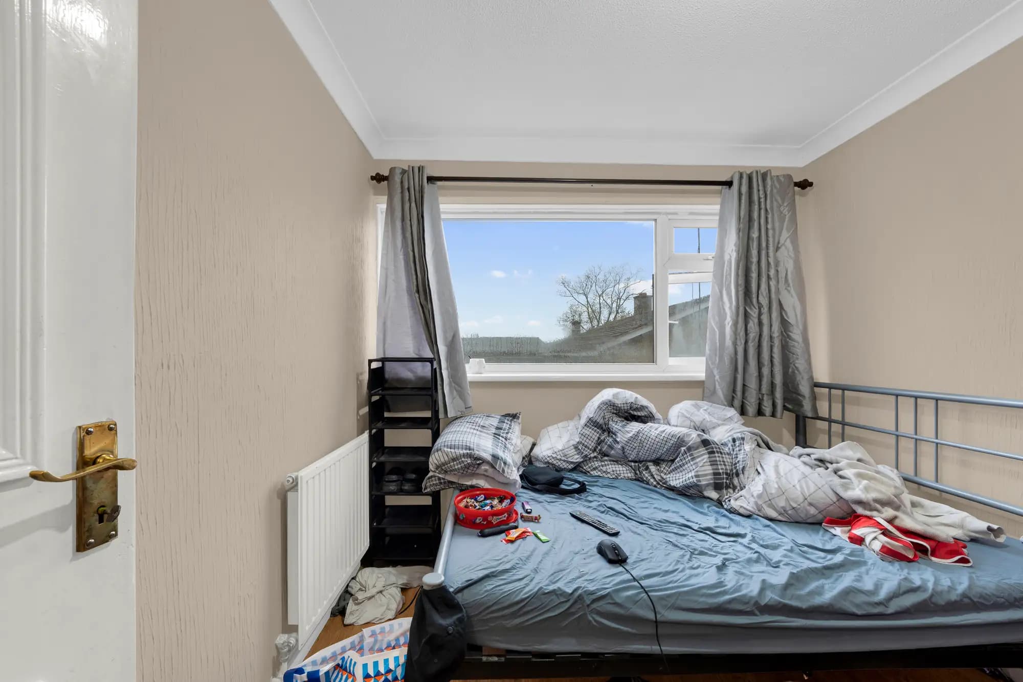 property photo 9 of 22