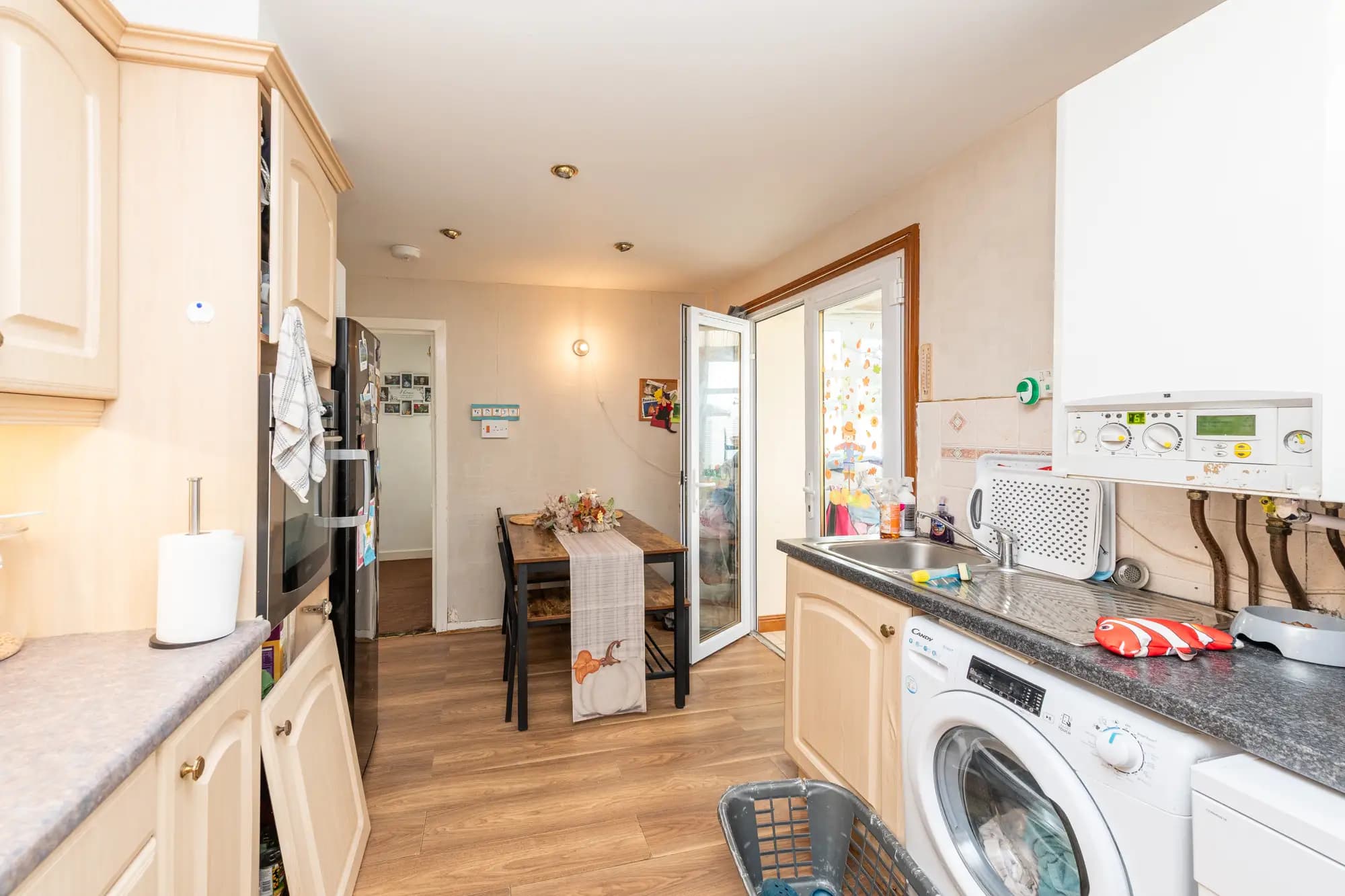 property photo 10 of 38